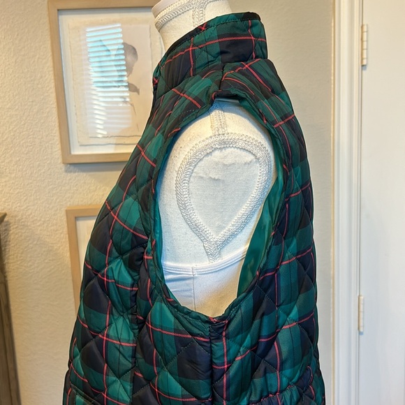 St John's Bay | Women's Winter  Plaid Quilted Vest | Size Med - Picture 6 of 12